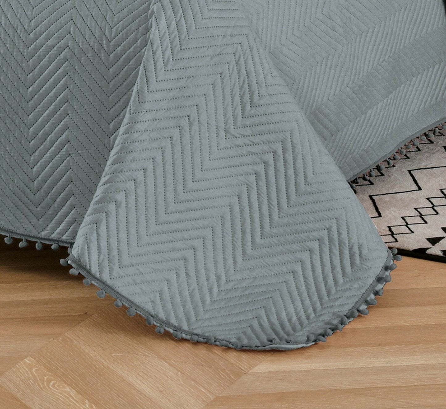 Pom Pom Bedspread Grey