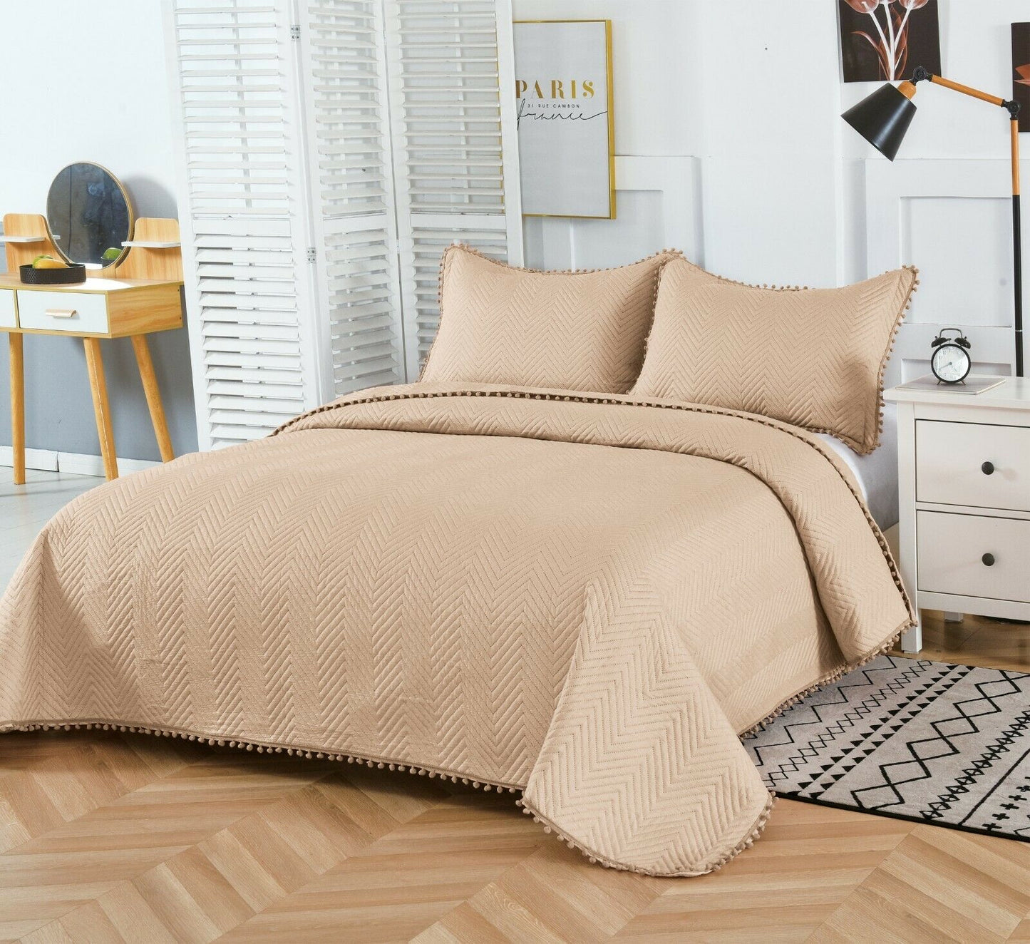 Pom Pom Bedspread Beige