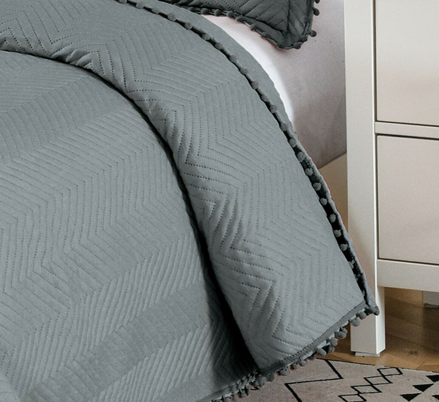 Pom Pom Bedspread Grey