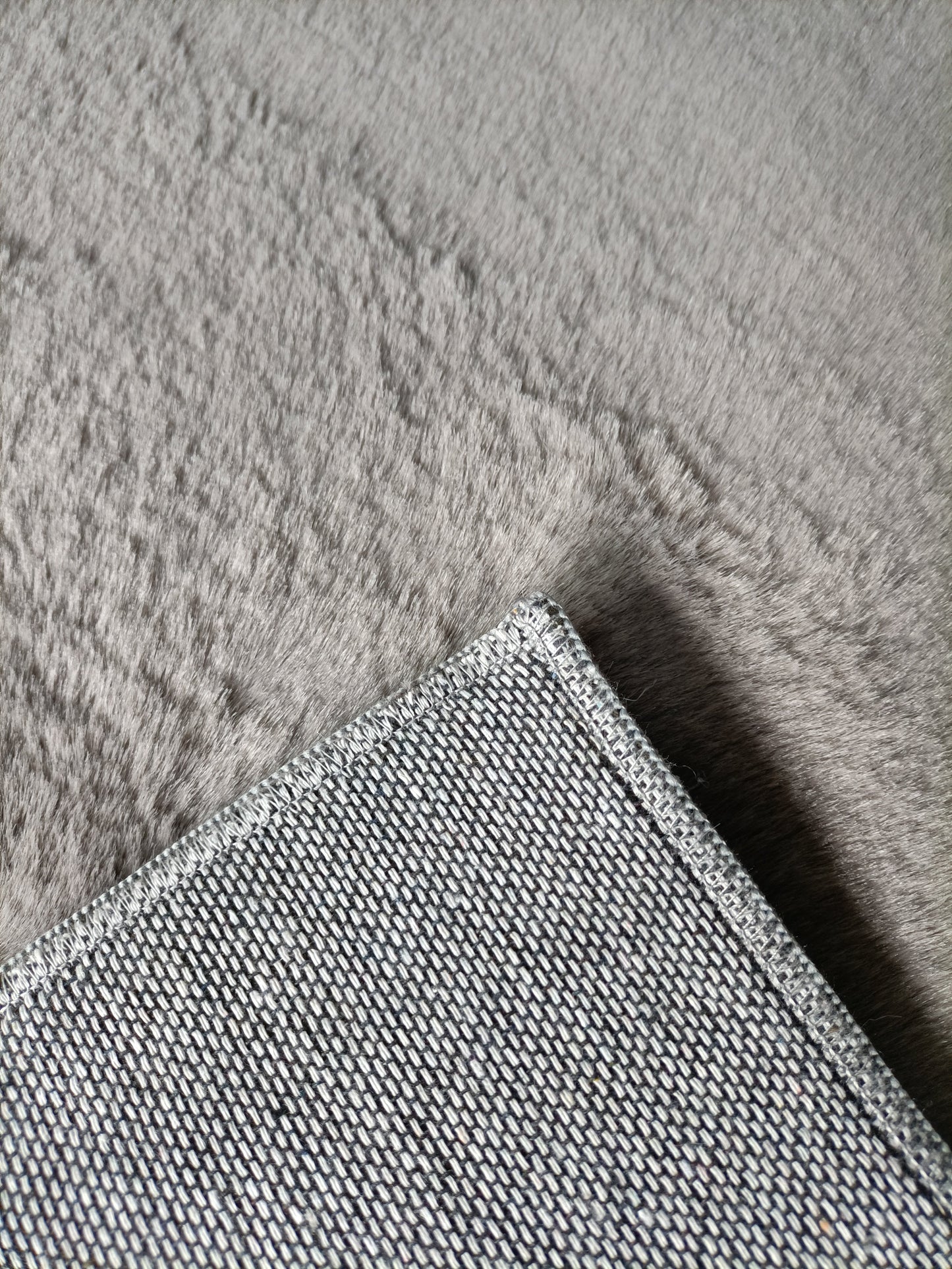 RABBIT FUR RUGS(Charcoal)