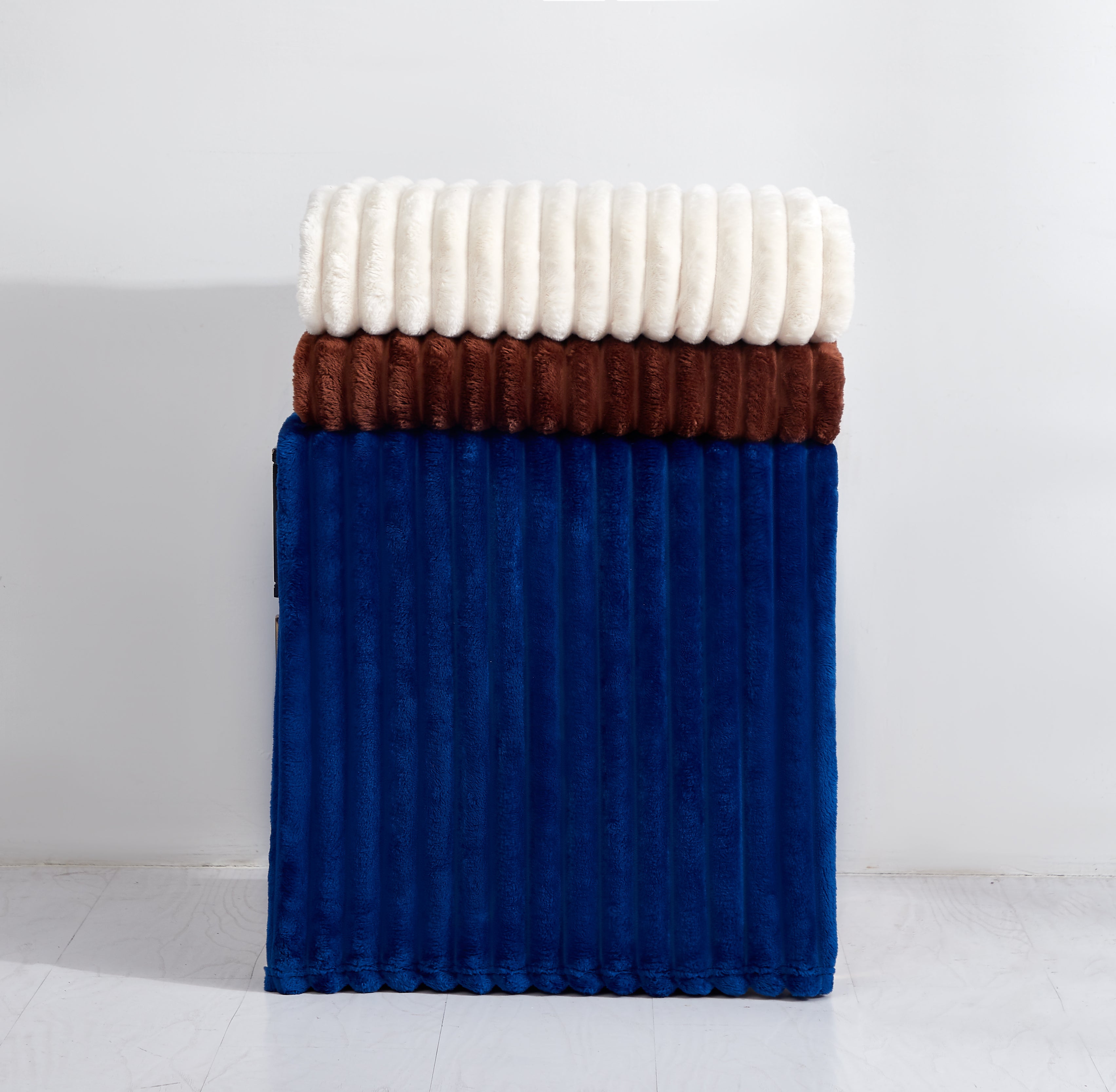 Fleece Throw Blanket Twin Size | 300GSM Super Soft Lightweight Plush Striped