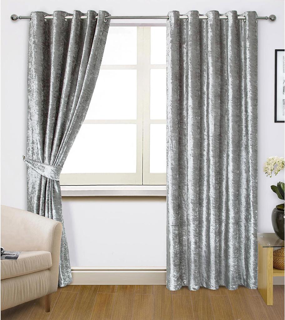 CRUSHED VALVET CREAM COLOUR CURTAIN