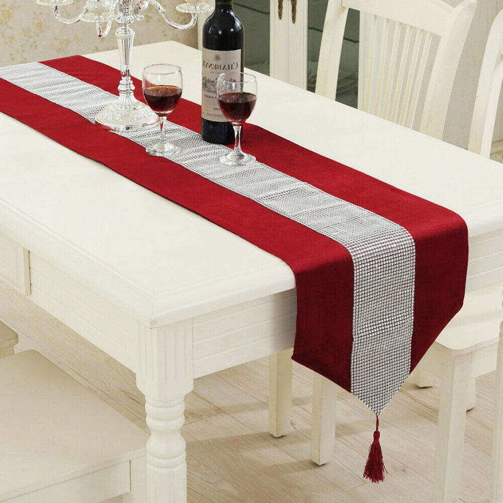 DIAMANTE TABLE RUNNERS RED